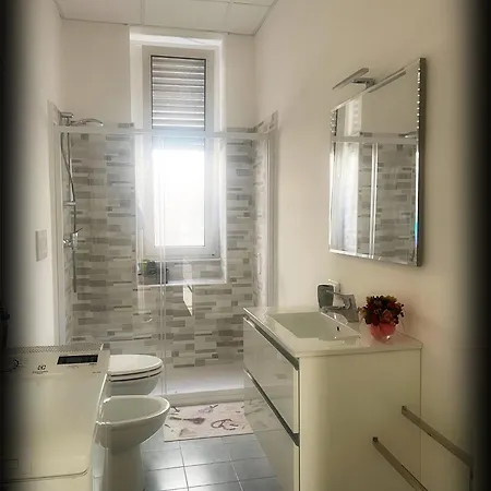 Nuova Nonna Prassede Con Giardino E Posto Auto Дом отдыха