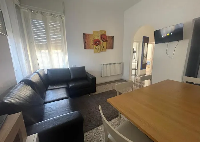 Semesterbostad Nuova Nonna Prassede Con Giardino E Posto Auto *